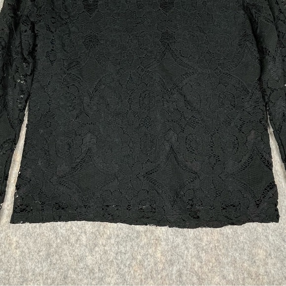 Maeve Anthropologie Black Lace Button Shoulder Romantic Feminine Charming Top MP - Picture 9 of 14